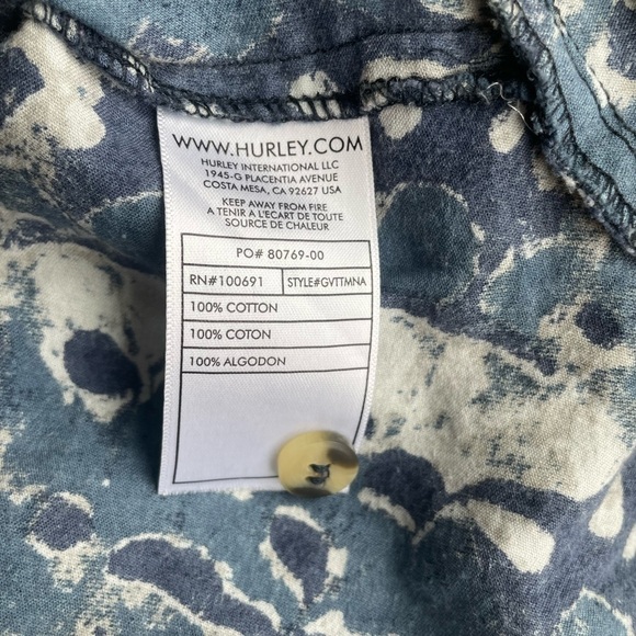 Hurley Blue Snake Print Sleeveless Button Front Swing Crop Top | Large - Picture 4 of 4